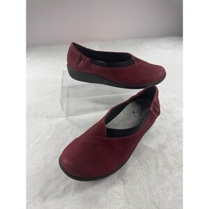 Clarks Cloudsteppers‎ Sillian Jetay Shoes Women's 8M Red Slip-On Lightweight